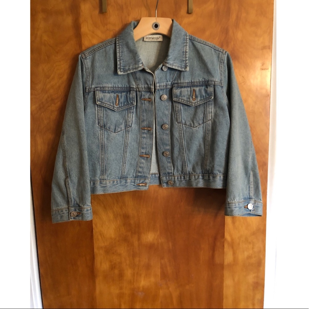 Jeanology cropped light wash denim jacket